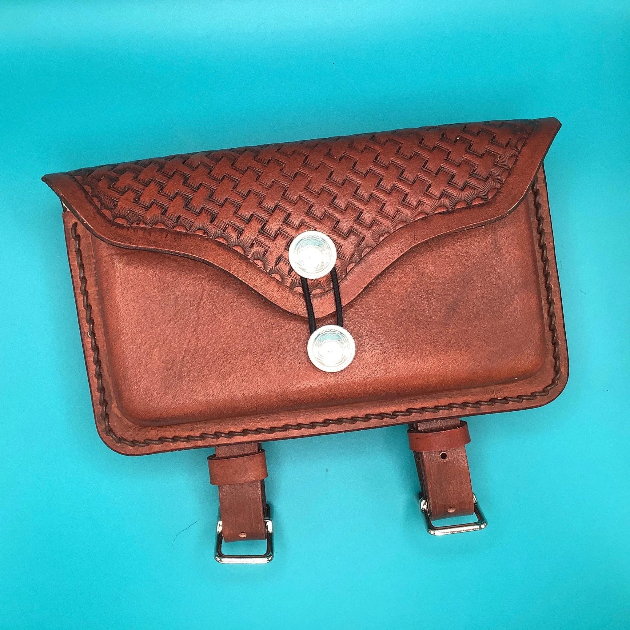 Pommel Bag for Western Saddle - Basketweave Pattern - Mahogany