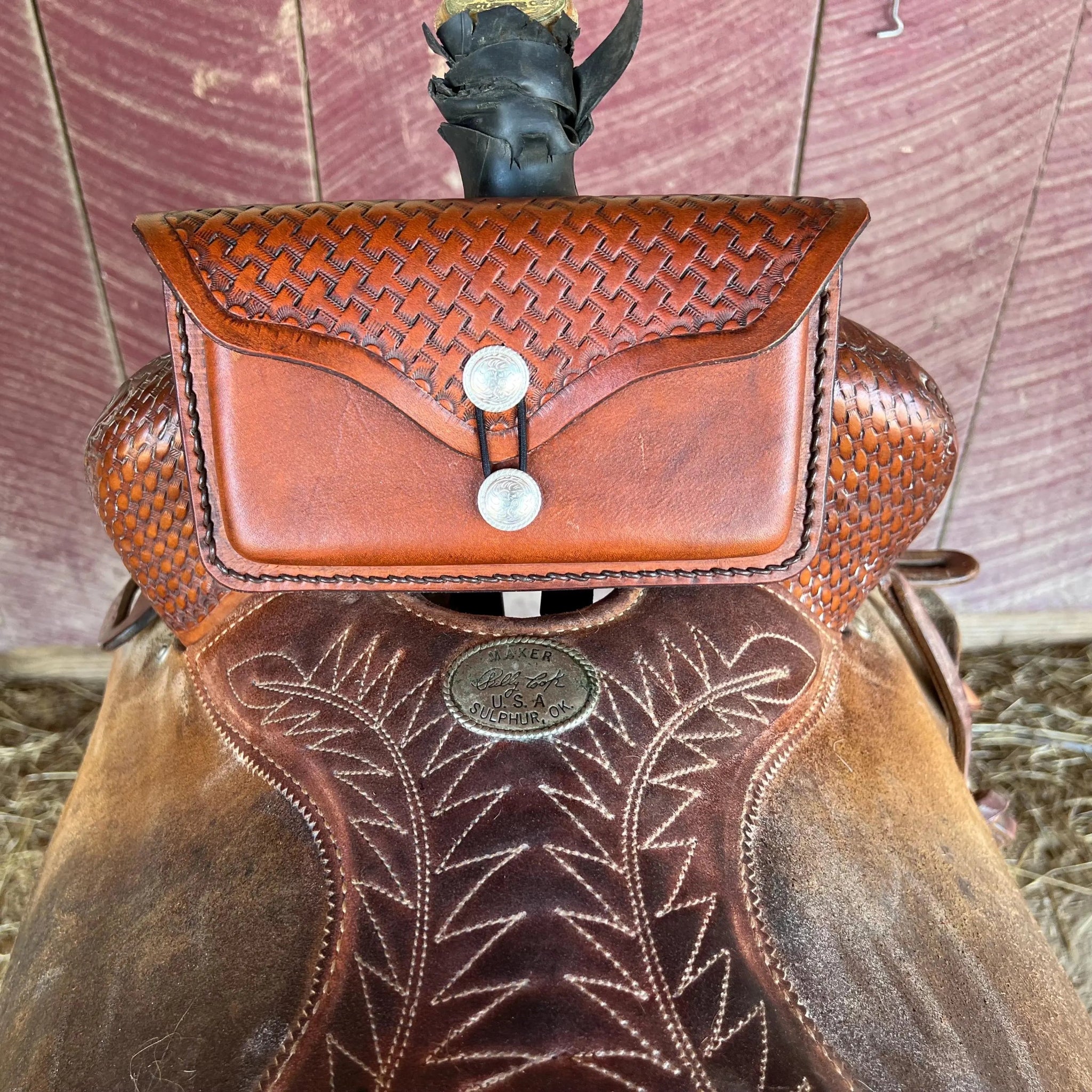 Pommel Bag for Western Saddle - Basketweave Pattern - Mahogany