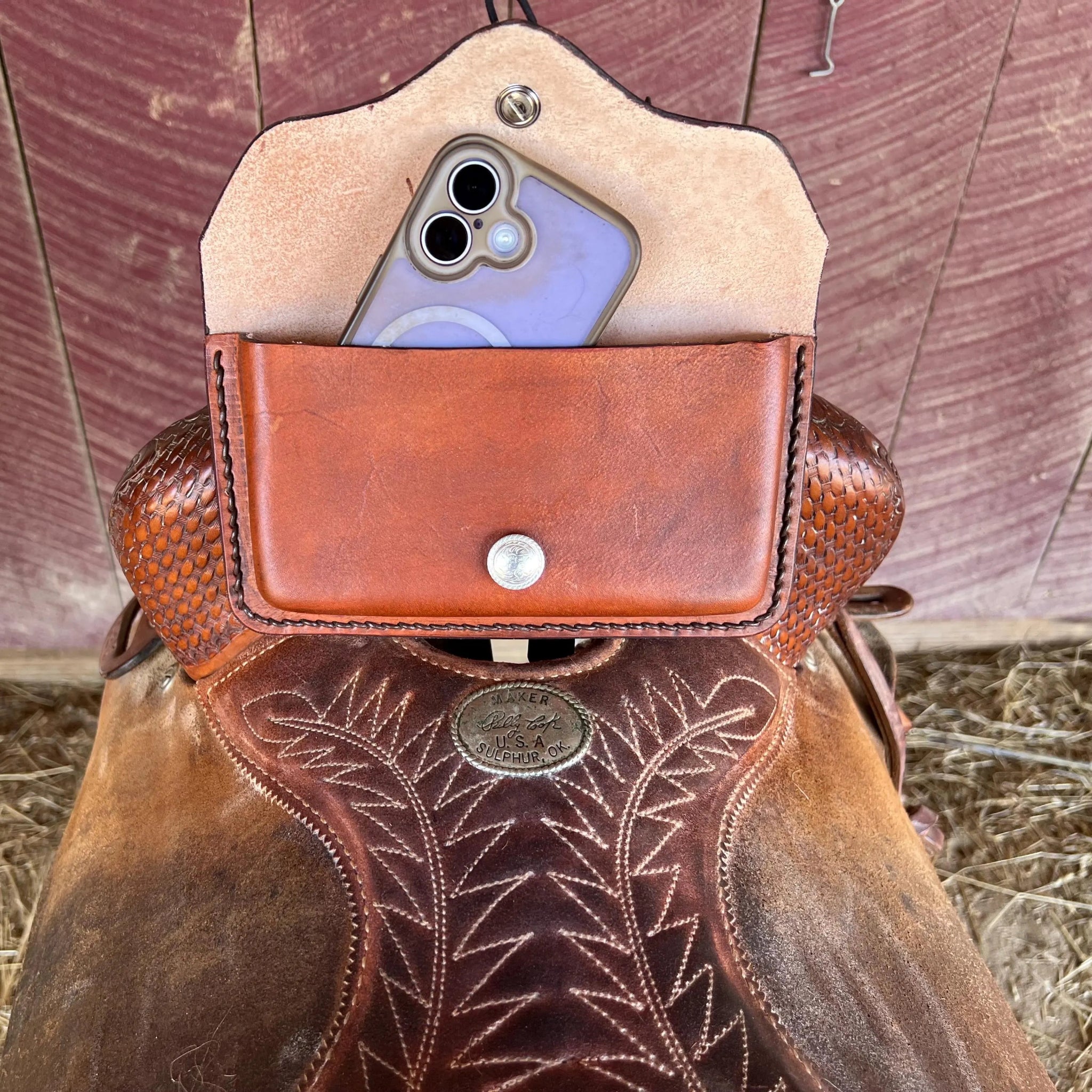 Pommel Bag for Western Saddle - Basketweave Pattern - Mahogany